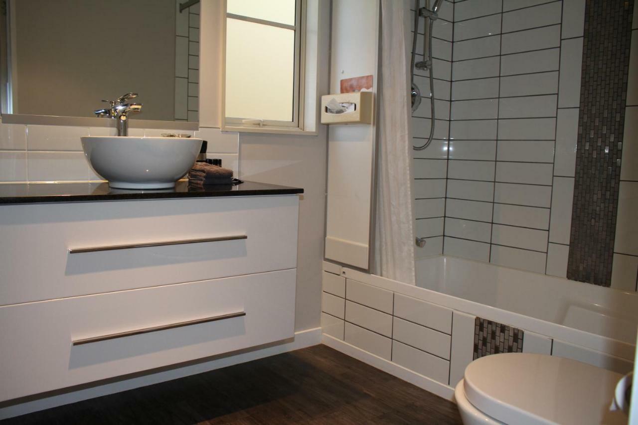 Birchwood Manor Motel 5*