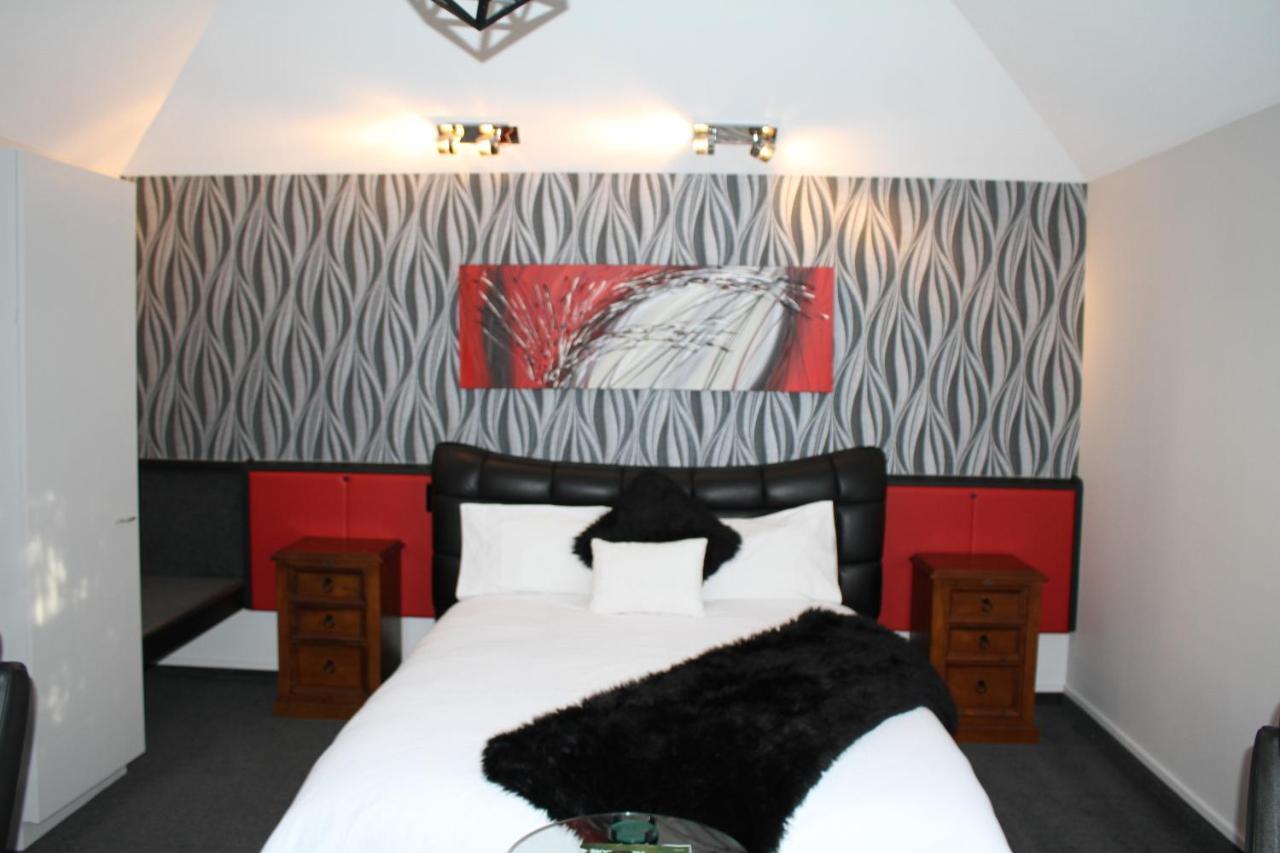 Birchwood Manor Motel 5*
